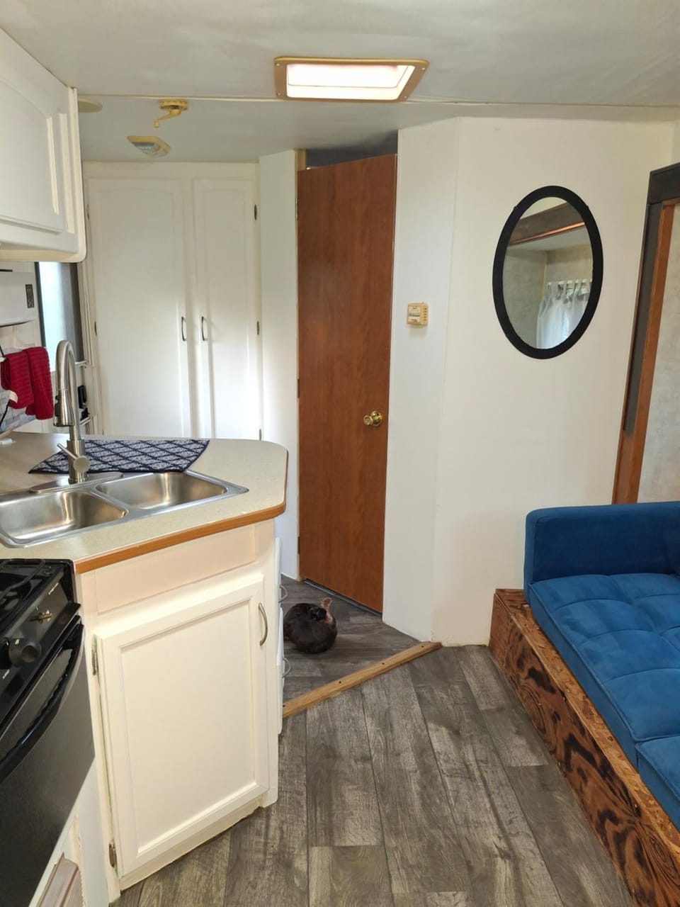 Cozy private camper Campground/ 
RV Resort in Burnside