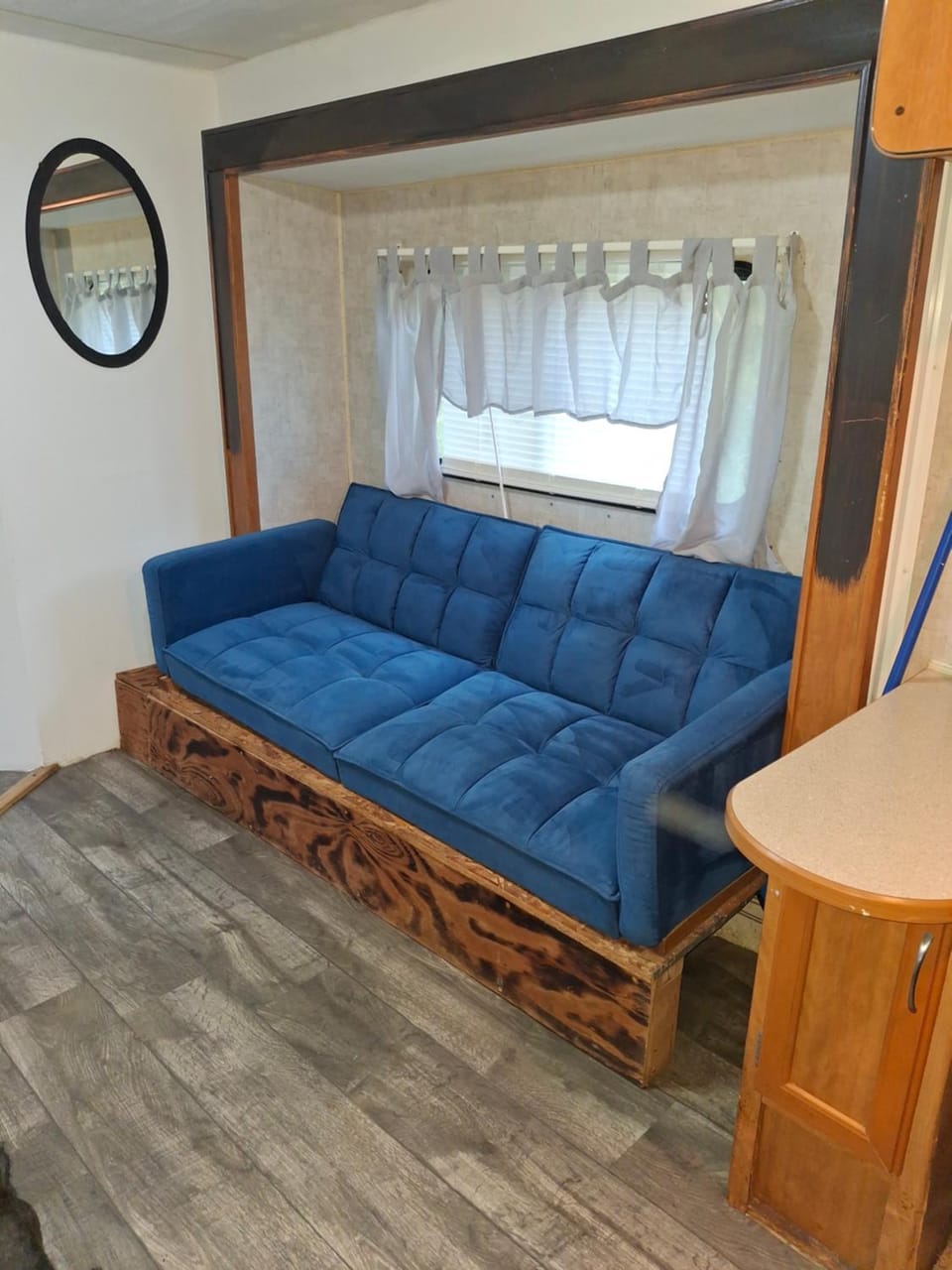 Cozy private camper Campground/ 
RV Resort in Burnside