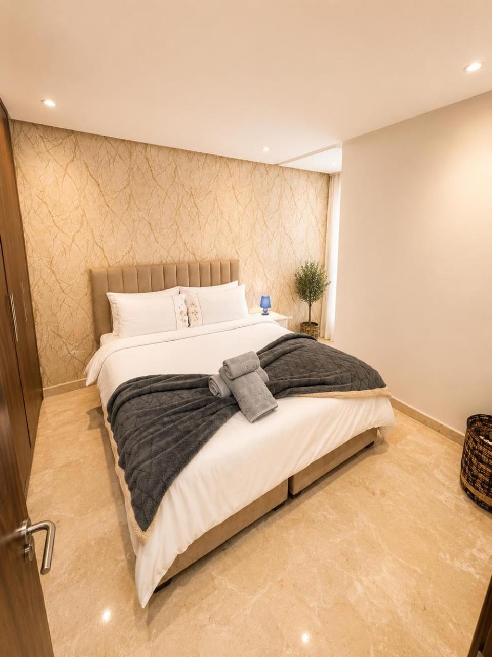 Atlas Style Bourgogne Extension Apartment in Casablanca