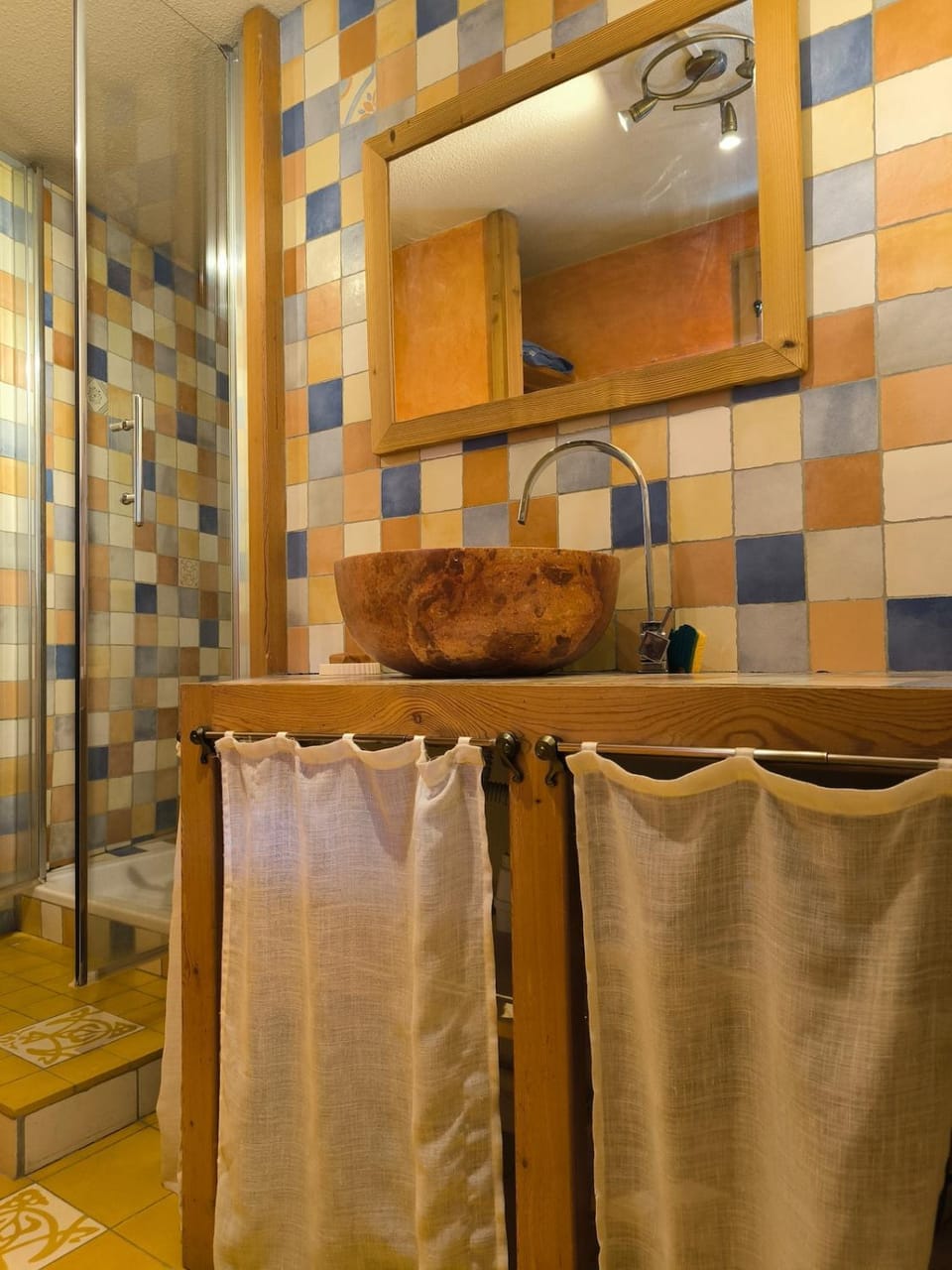 Shower, Bathroom