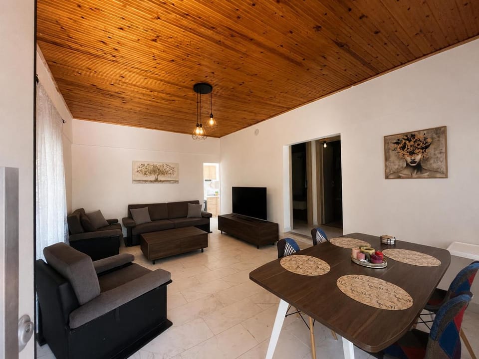 Arches Cottage House in Halkidiki