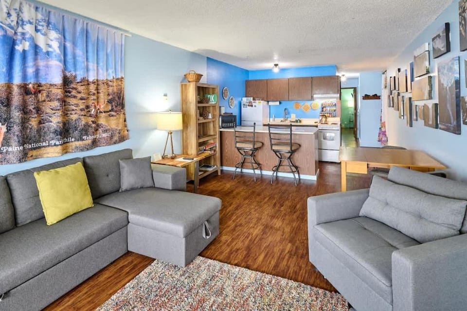 Lovely Oceanfront Condo -Top Floor - Pet Friendly House in Devils Lake