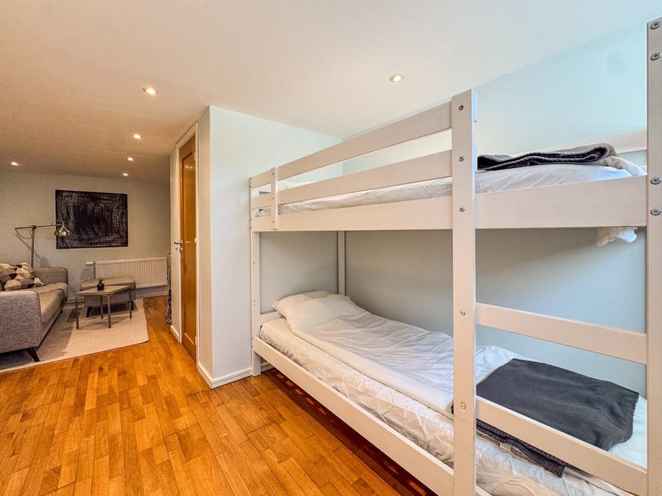 Photo of the whole room, Bedroom, bunk bed