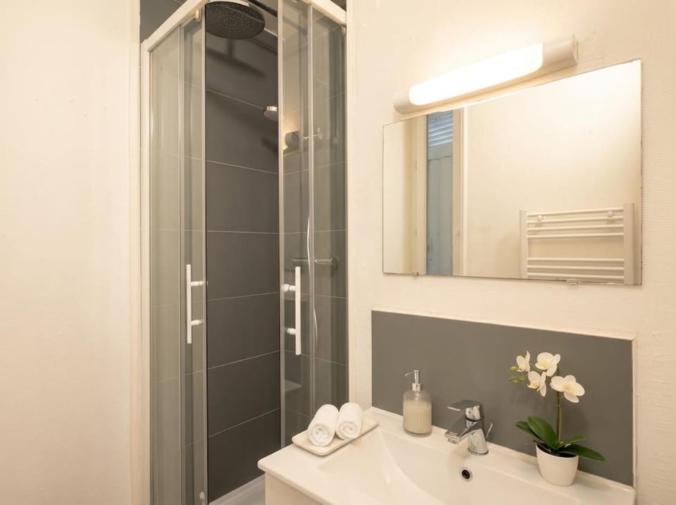 Joli studio quartier Saint-Serge Angers Apartment in Angers