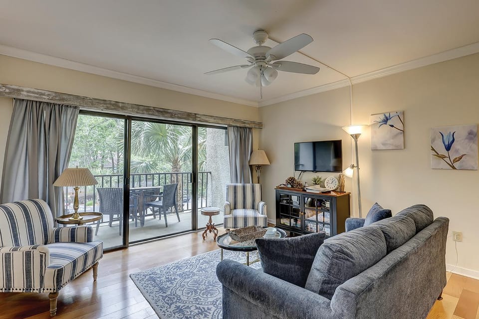 104 Village House walk to Ocean Near Golf & Tennis House in Hilton Head Island