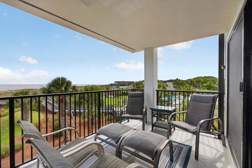 Updated Luxury 208 Sea Cloisters King Queen Twin House in Folly Field