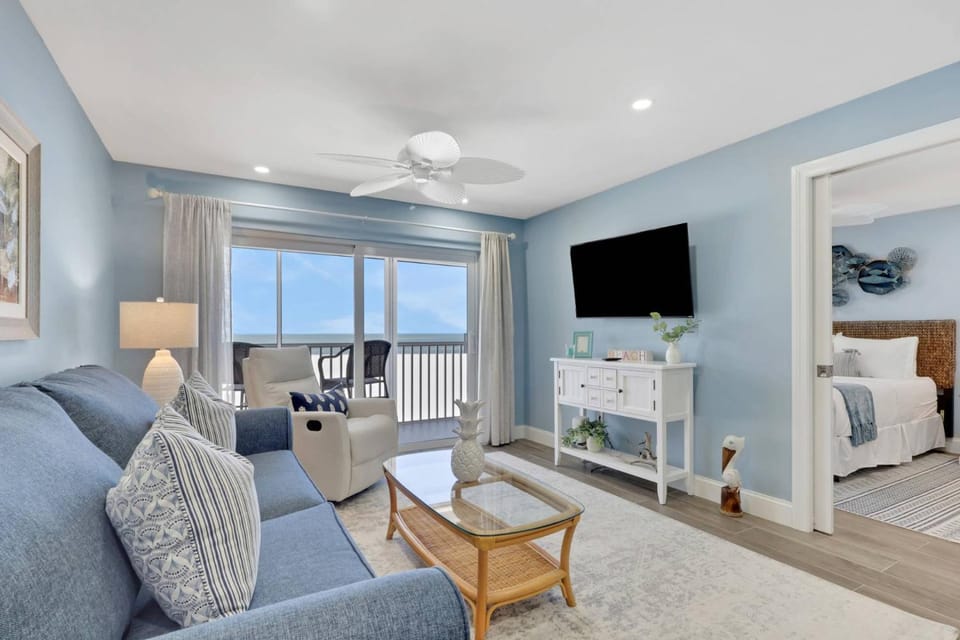 Fort Myers Beach | Castle Beach 405 House in Estero Island
