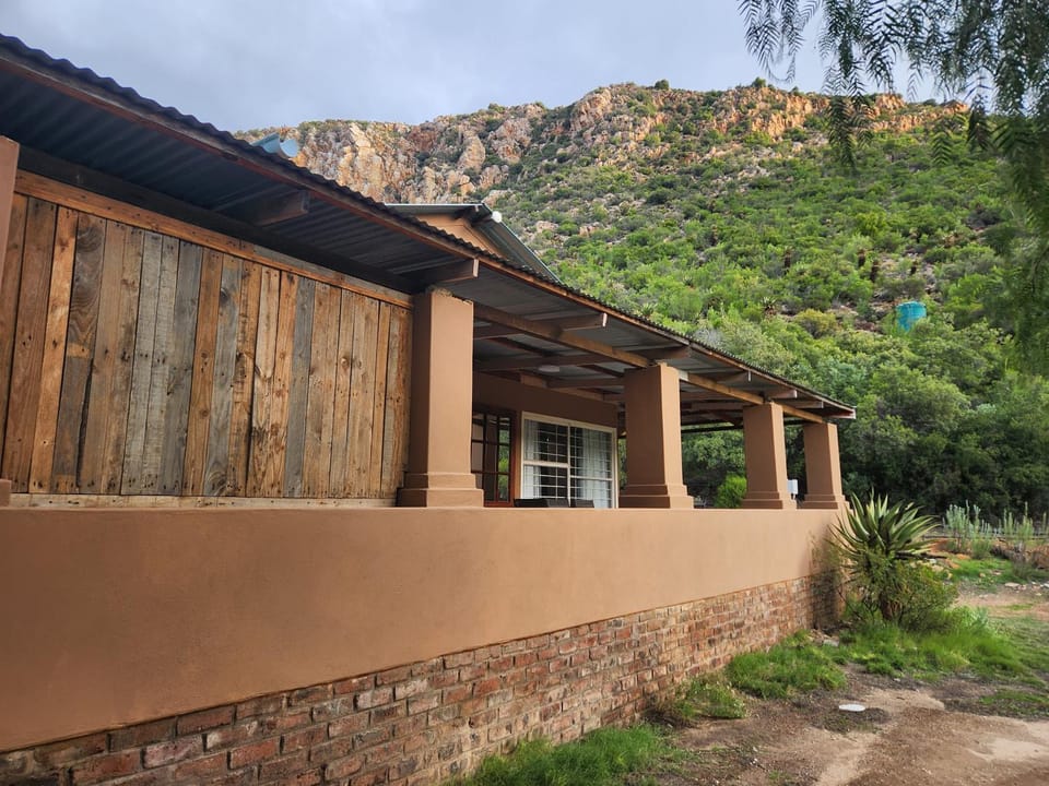 Pink Pepper Yard House in Eastern Cape