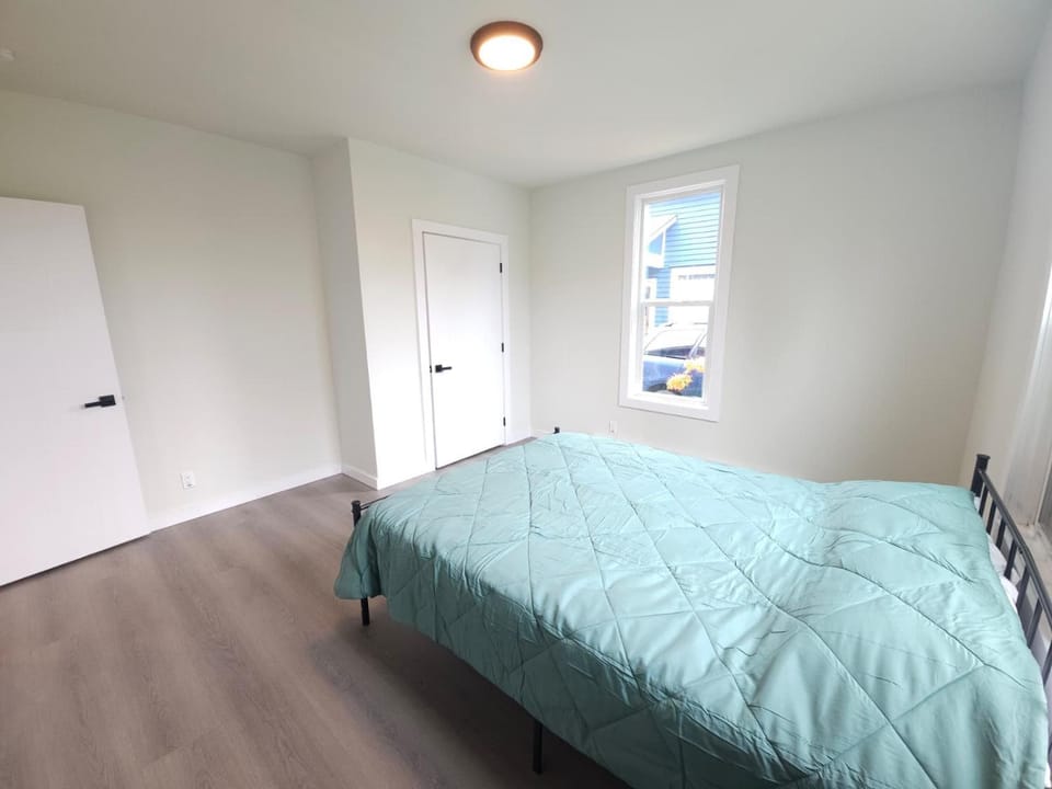 Modern Bellingham Retreat House in Bellingham