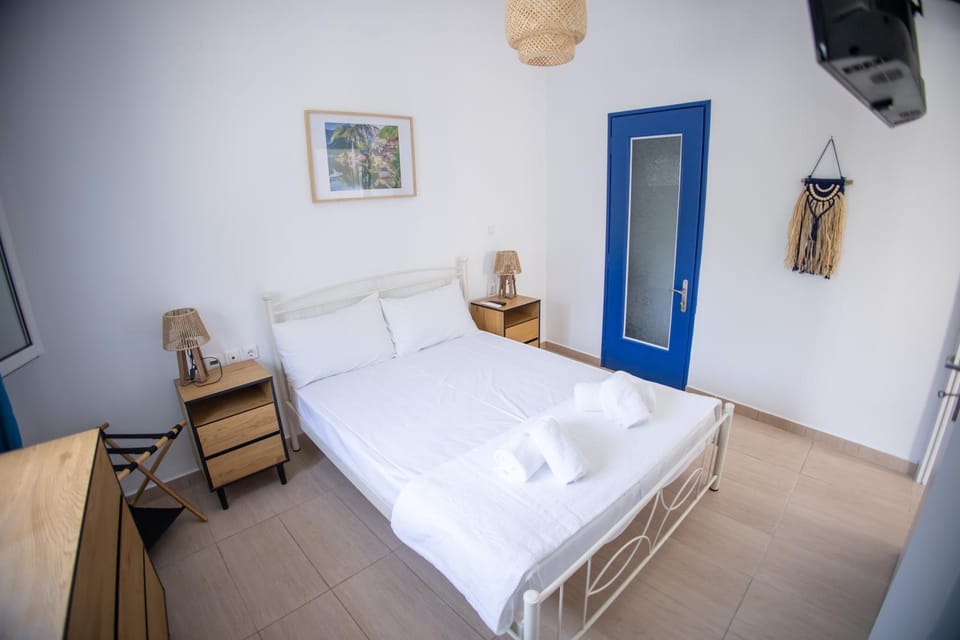 Blue Water Escape Apartment in Peloponnese Region