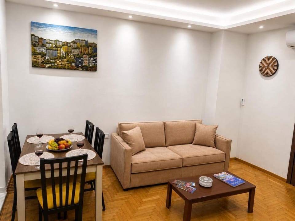 Living room, Seating area, Dining area