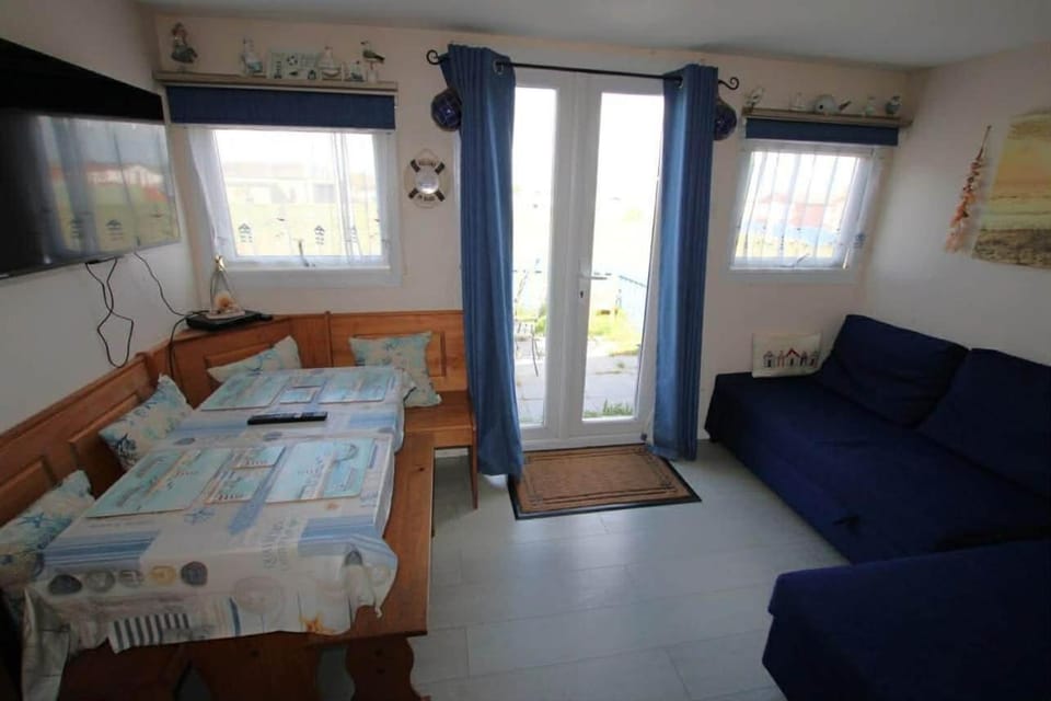 Sheppey Village Ollie Chalet in Leysdown-on-Sea