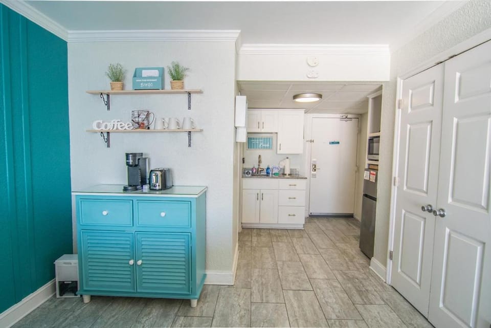 Coffee/tea facilities