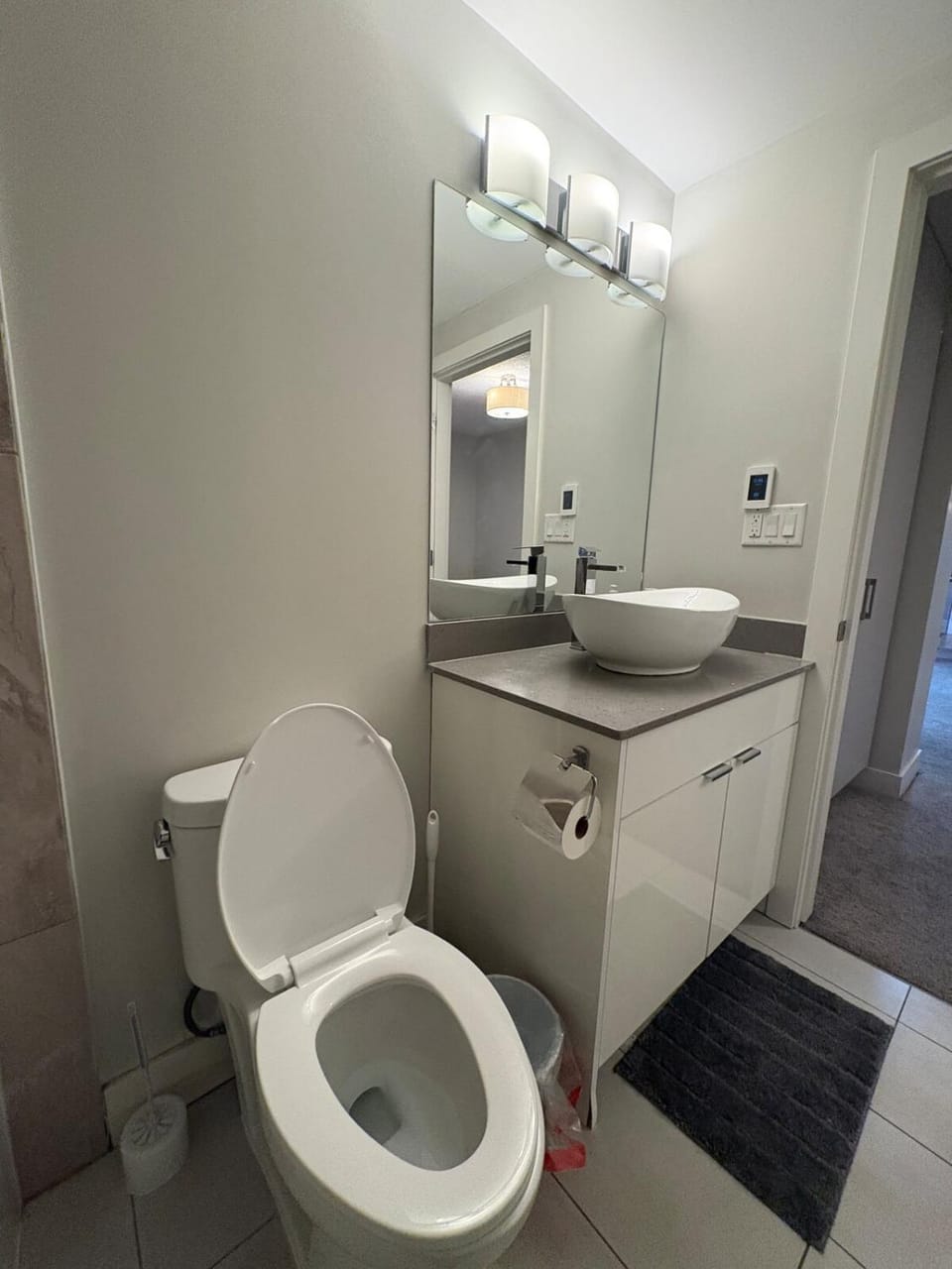 Two bedroom apartment with riverview in Calgary downtown Apartment in Calgary