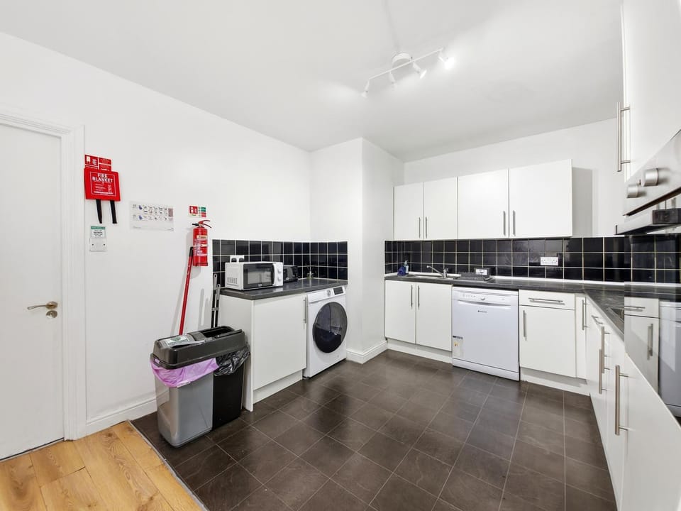 Cozy Rooms in Wimbledon near Colliers Wood Vacation rental in London