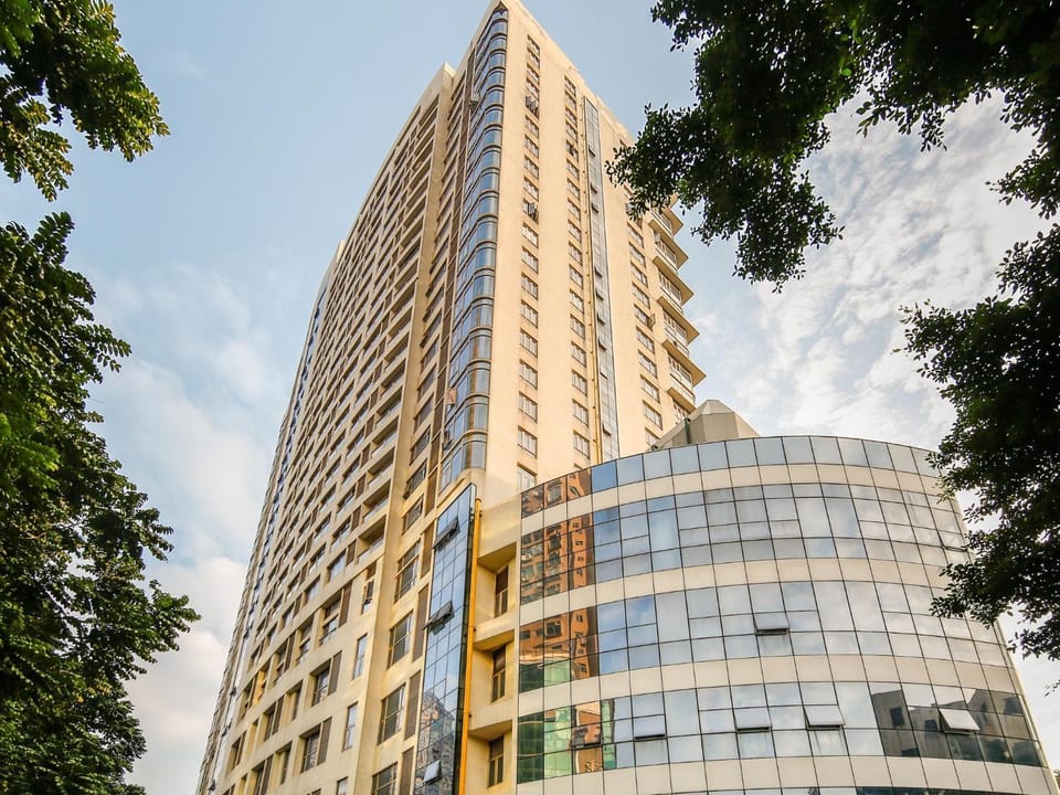 WAIFIDEN Guangzhou HaiZhu Square WanYi Apartment Hotel in Guangzhou