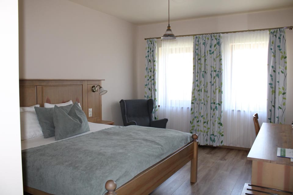 Bed, Photo of the whole room