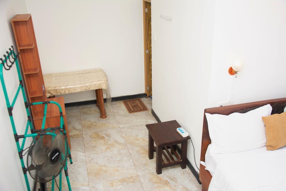 Seating area, Bedroom