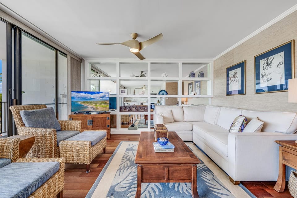 Maui Parkshore #415 Ocean View in the Heart of Kihei, Walk to Kamaole Beach Apartment in Kamaole