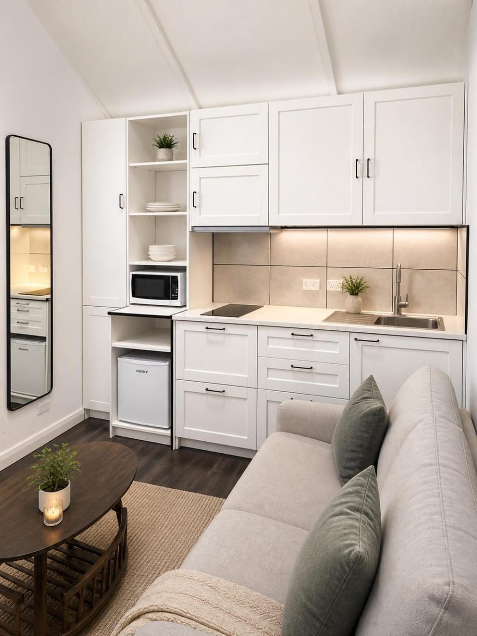 Kitchen or kitchenette