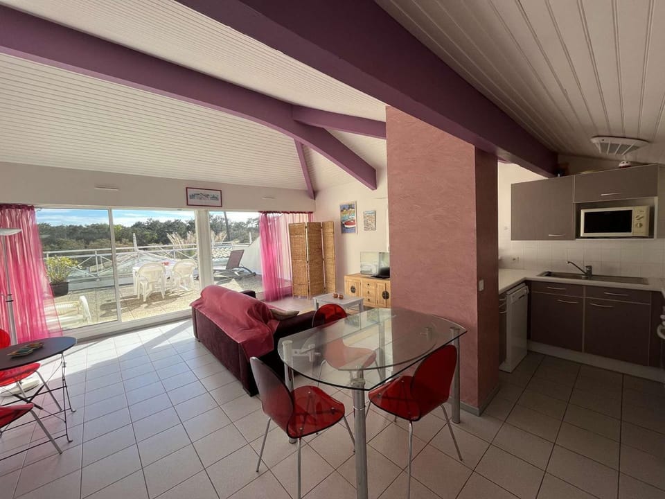 Appartement avec parking - 4/6 pers. - FR-1-878-66 Apartment in Moliets-et-Maa