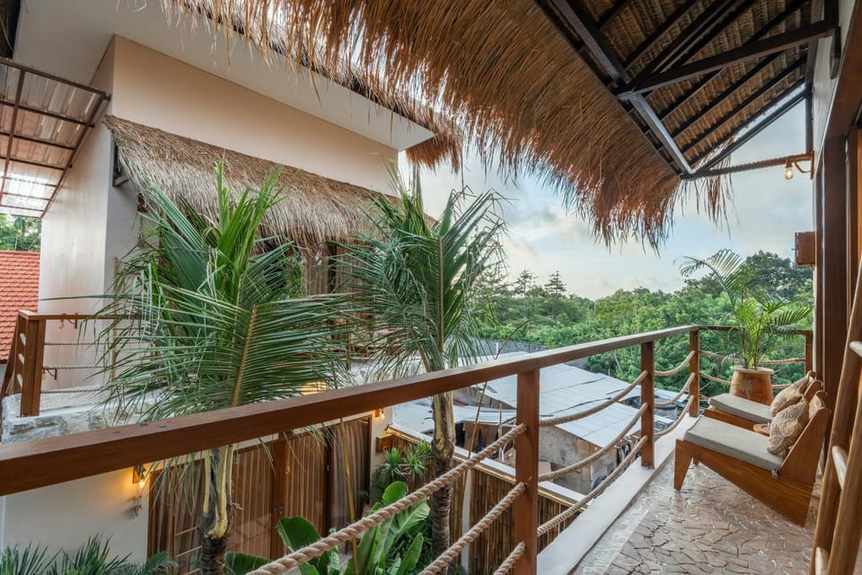 Patio, Day, Natural landscape, Garden, View (from property/room), Balcony/Terrace, Garden view