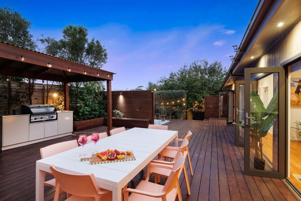 Patio, BBQ facilities