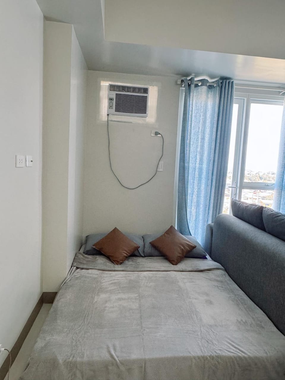 1BR-2 Queen beds-One Lakeshore Apartment hotel in Davao City