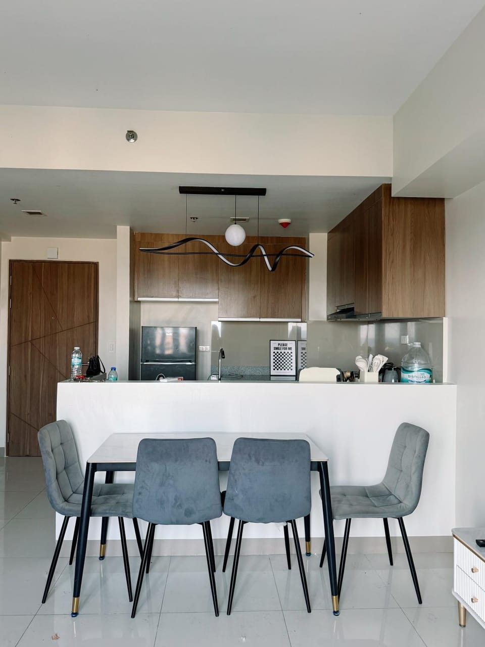 1BR-2 Queen beds-One Lakeshore Apartment hotel in Davao City