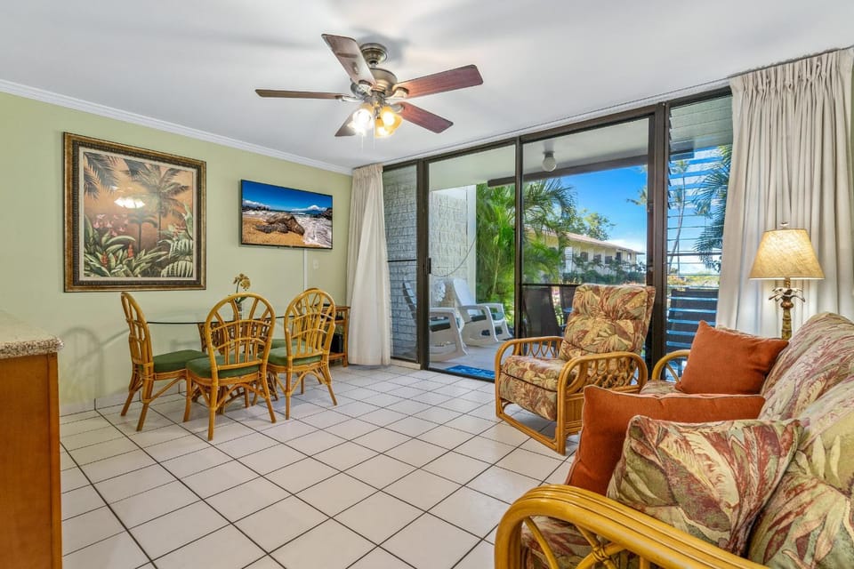 Waiohuli Beach Hale #C-112 Oceanfront Complex with Ocean Views Ground Floor Apartment in Kihei