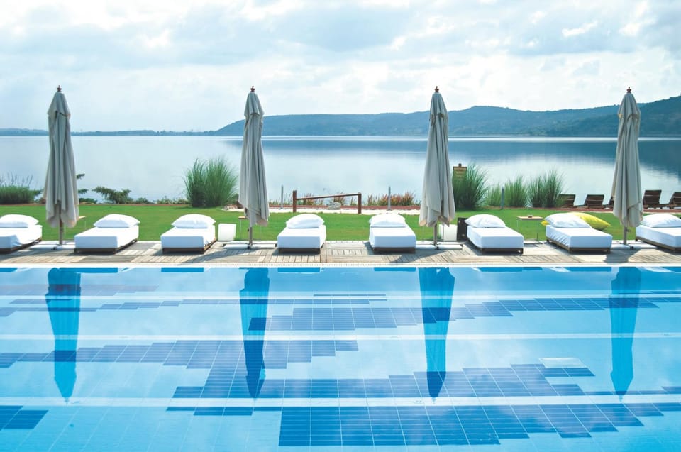 Garden, View (from property/room), Swimming pool, Swimming pool