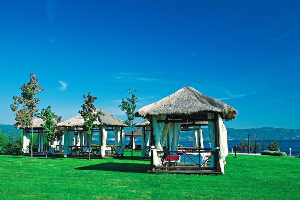 Property building, Garden, Garden, Massage, Area and facilities