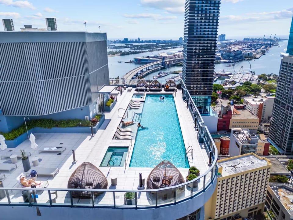 Property building, Nearby landmark, Communal lounge/ TV room, Day, Natural landscape, Bird's eye view, Evening entertainment, Pool view, Sea view, Swimming pool