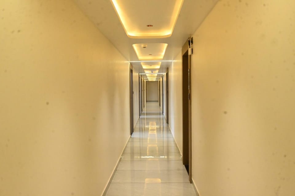 Hotel Crystal Hotel in Ahmedabad