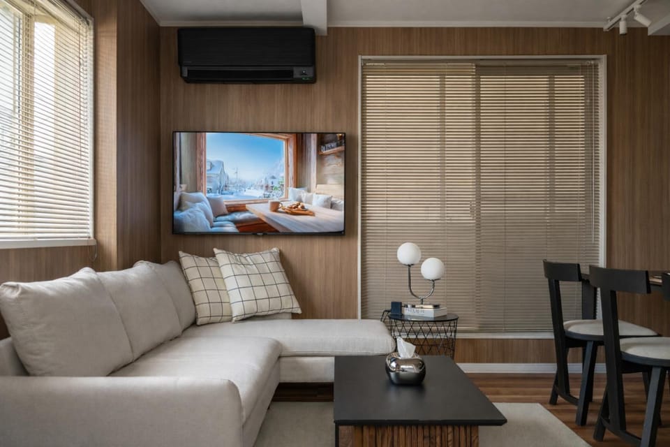 TV and multimedia, Living room