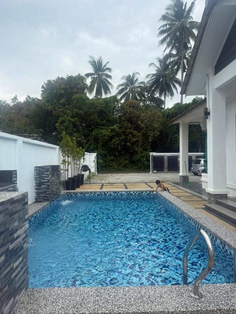 Izadizyan Guest House House in Malaysia