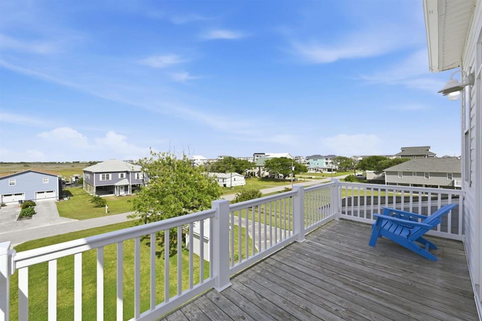 The Lookout on 9th Dock, Elevator & Water Views Apartment in Surf City