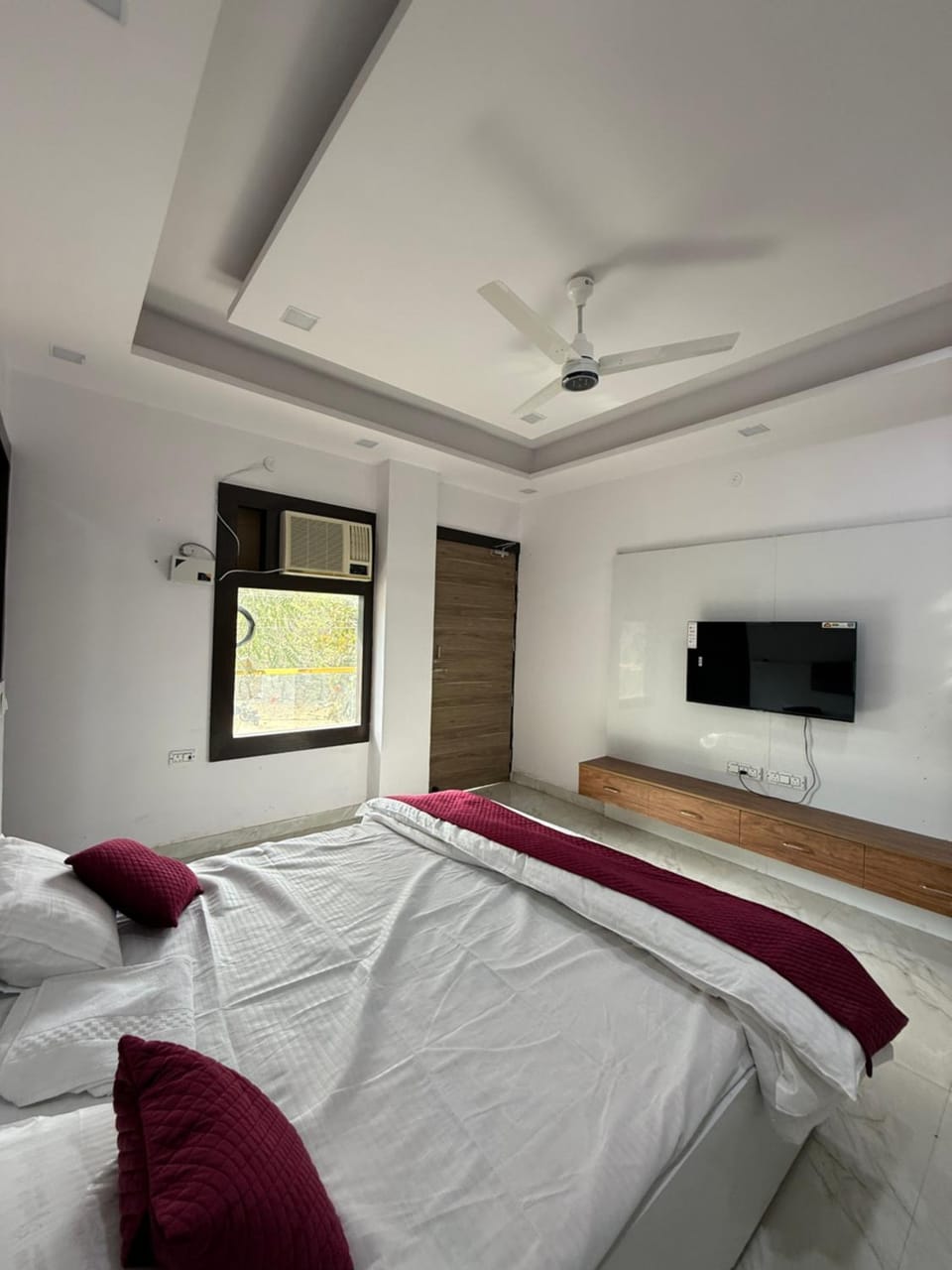 Abhiraj residence aravali view Apartment in New Delhi