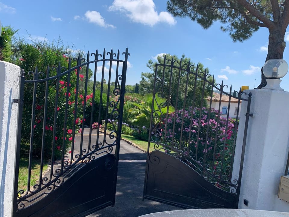 Les Laurines Villa in Mouans-Sartoux