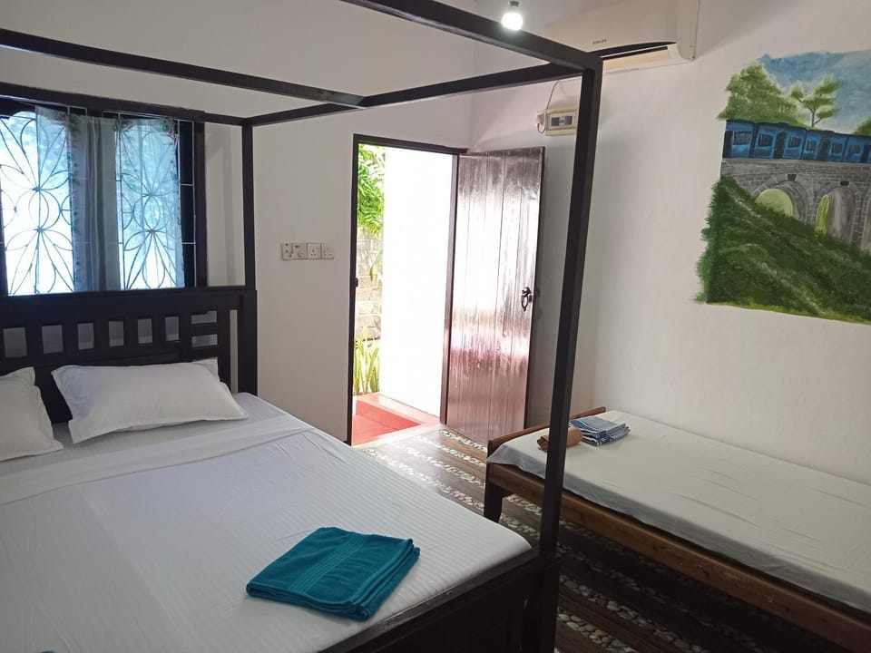 Bed, Photo of the whole room