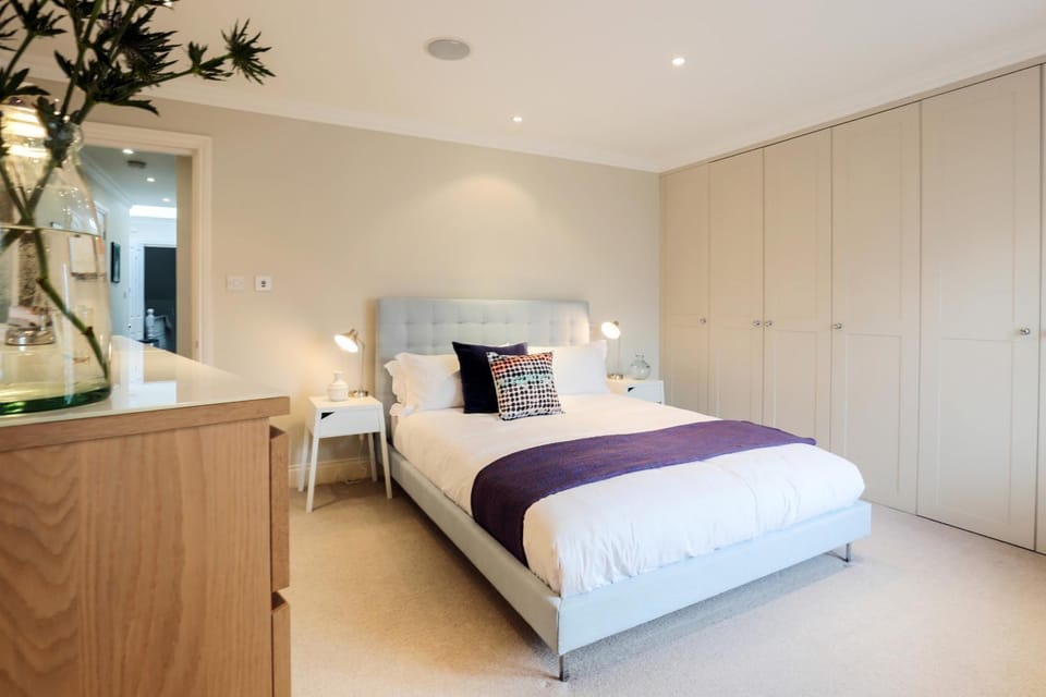 Bed, Bedroom