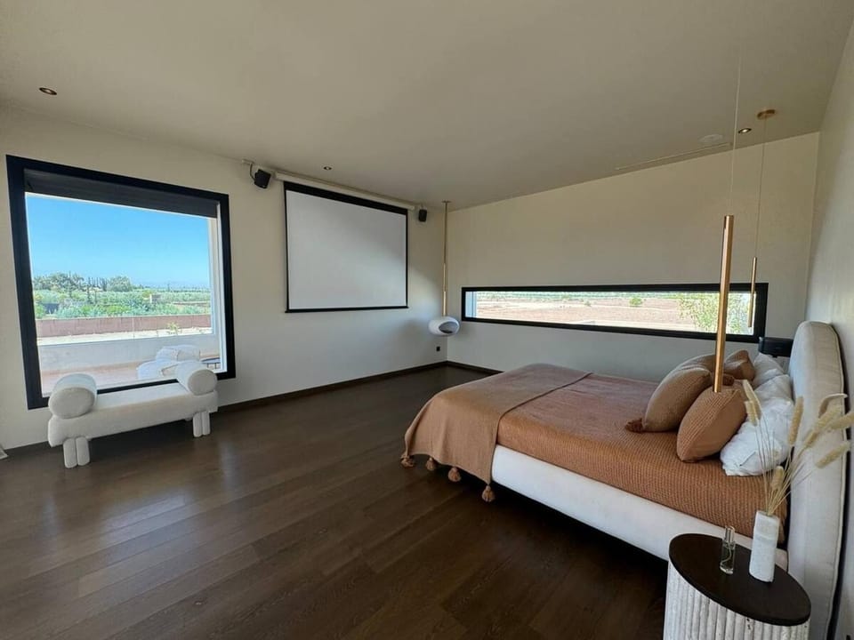 Sublime Villa with exceptional services Villa in Marrakesh