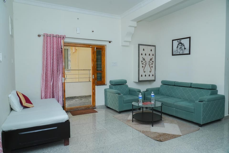 Vistara Comfort Vacation rental in Tirupati
