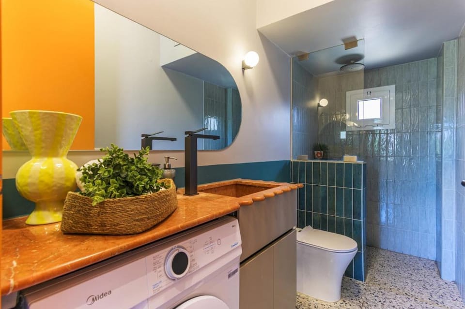 Bonbon 2-BR Apartment in Batroun Souks Apartment in Africa