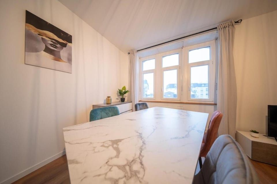 Frontiere Suites 3 Saint-Louis Near Bale Apartment in Weil am Rhein