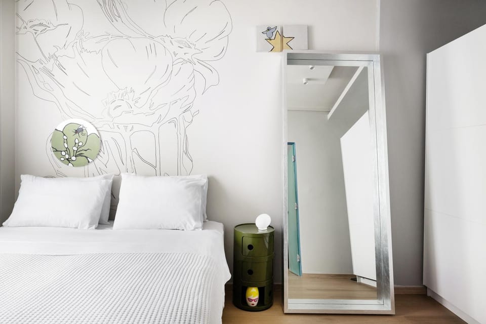 City Vibes Tsimiski by Luxlikehome Apartment in Thessaloniki