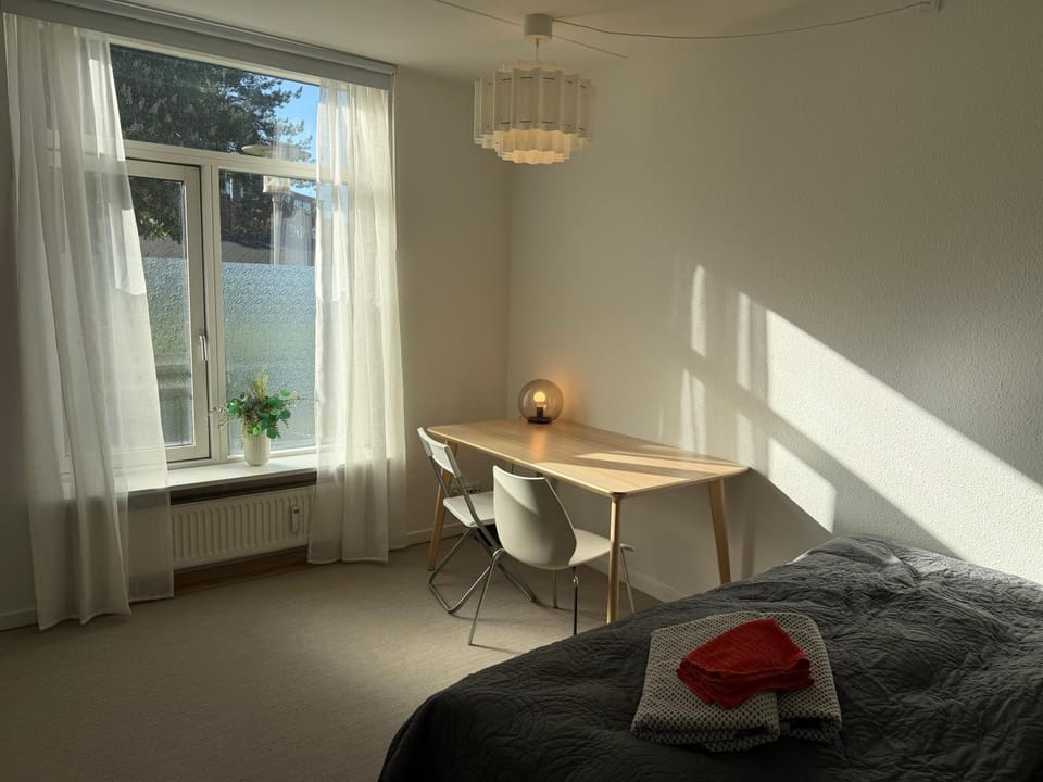 Central Scandinavian Apartment Near Metro Apartment in Copenhagen