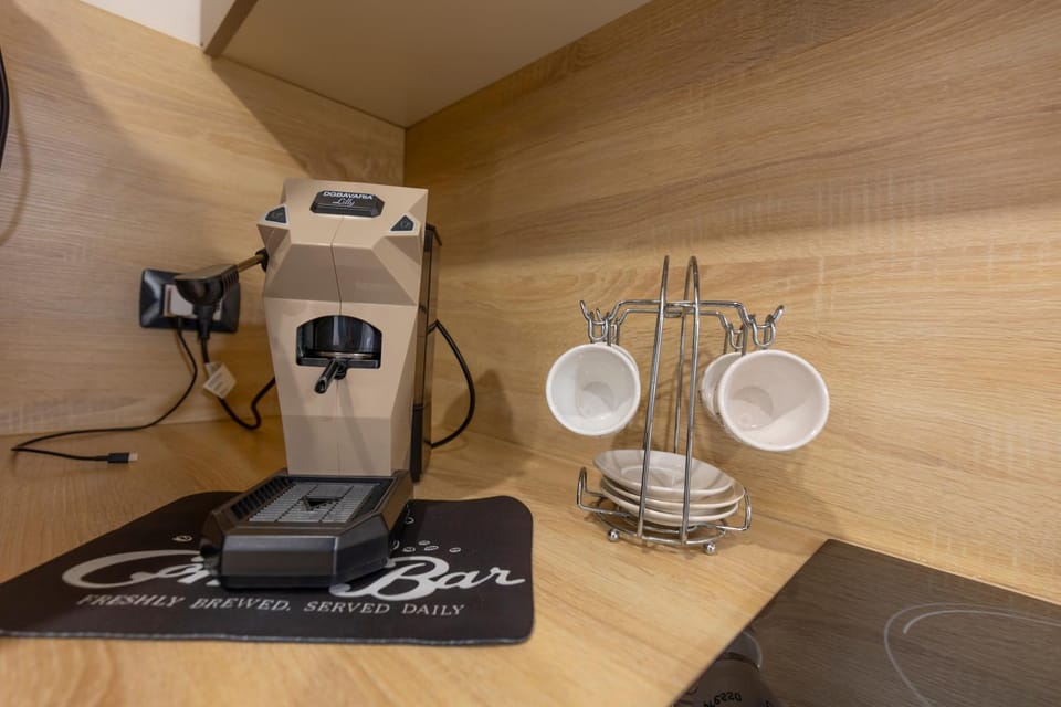 Coffee/tea facilities, Kitchen or kitchenette