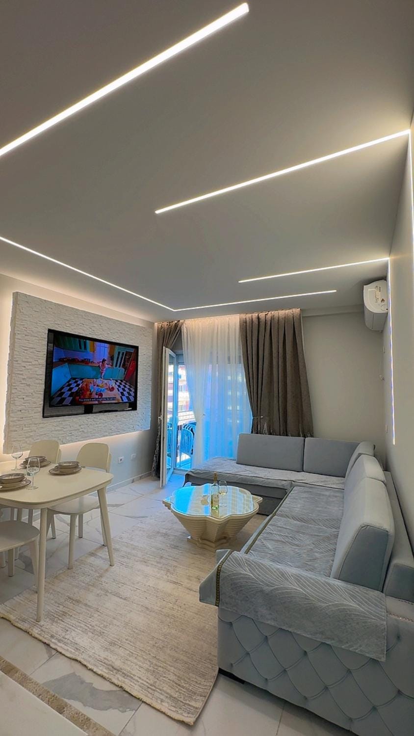 Kompleksi Fishta Velipoje Apartment in Montenegro