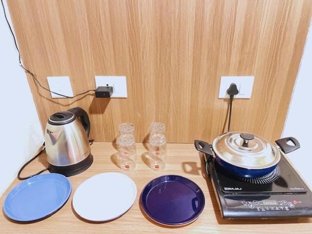 Room Theory - Expo India Center Apartment in Uttar Pradesh